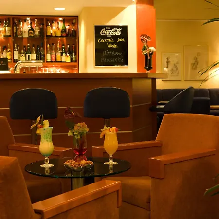 酒店 Steigenberger Conti Hansa 4*