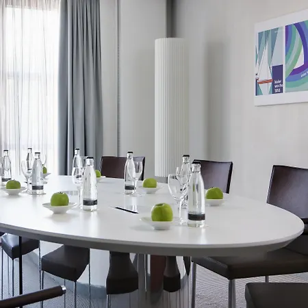 Steigenberger Conti Hansa 4*