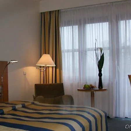 Steigenberger Conti Hansa Hotel 4*