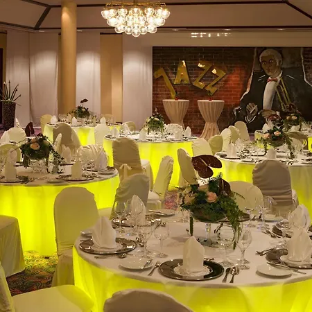 מלון Steigenberger Conti Hansa 4*